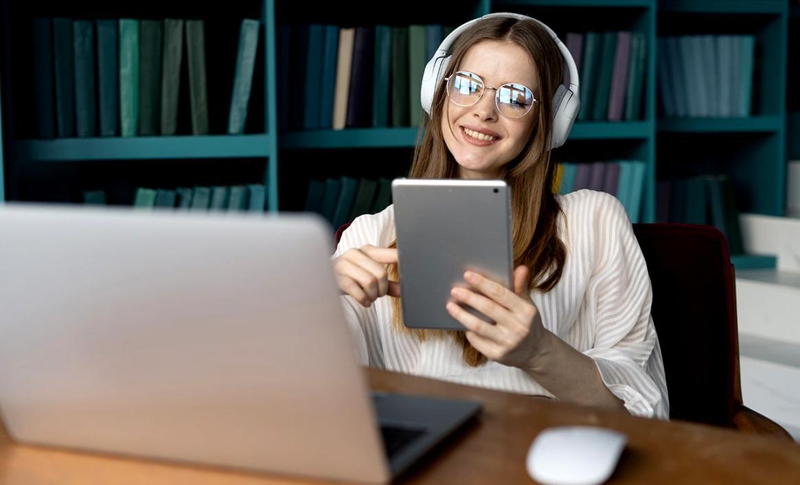 Teilnehmer während einer interaktiven Franchise-Schulung